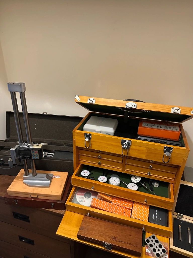 Precision Gauges and Tools